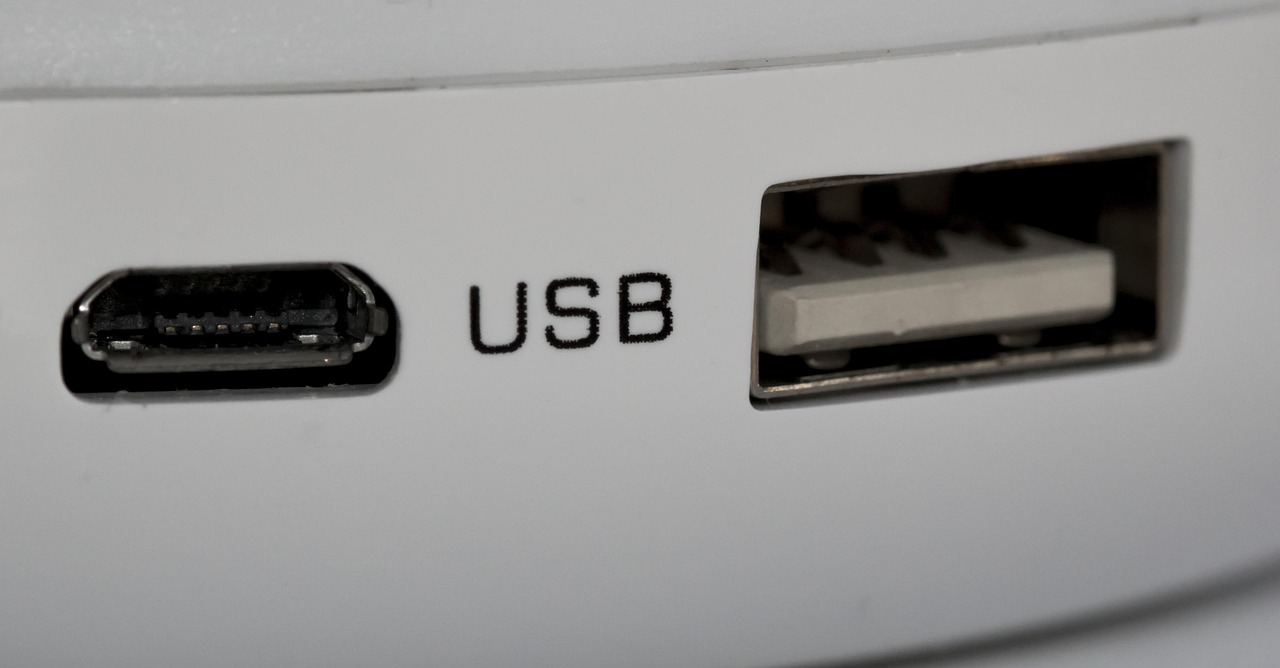 실수로 USB를 포맷했다면? 복원 가능한가요?