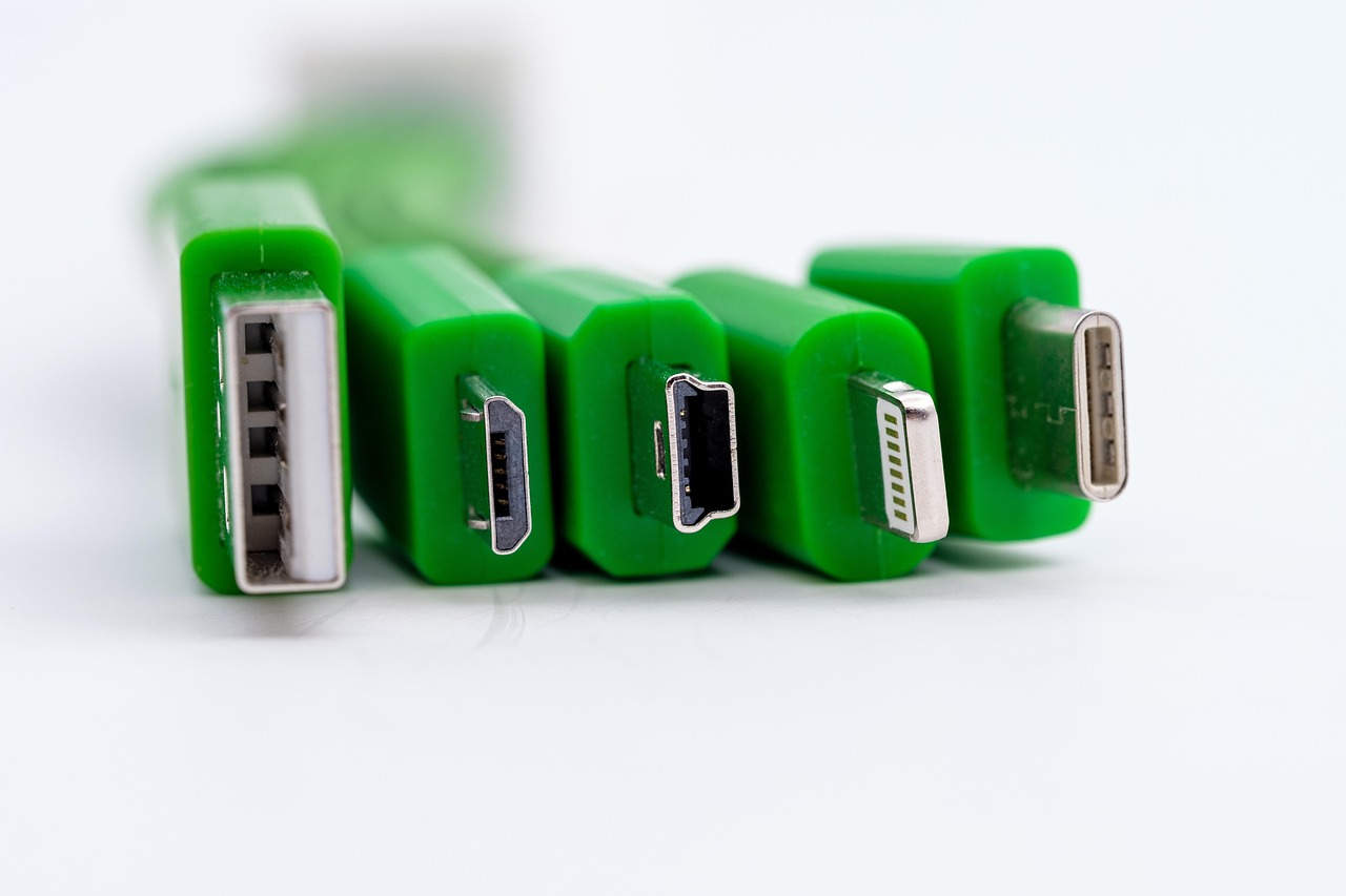 USB 복원비용은 얼마? 직접 복구 vs 업체 맡기기